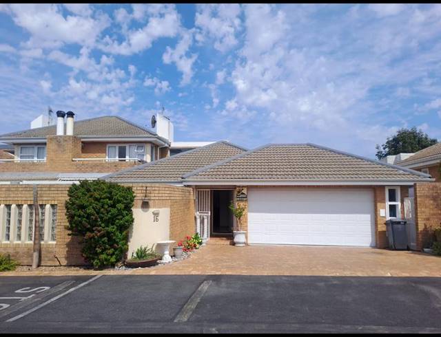 4 BEDROOM HOUSE FOR SALE IN DURBANVILLE CENTRAL